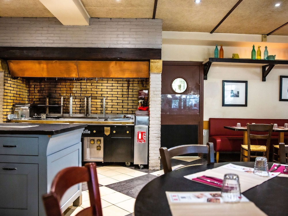 Ibis Paris Porte dOrleans 61/75
