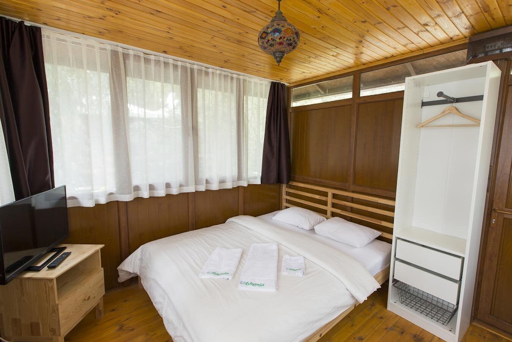 Iznik Askania Otel 6/50