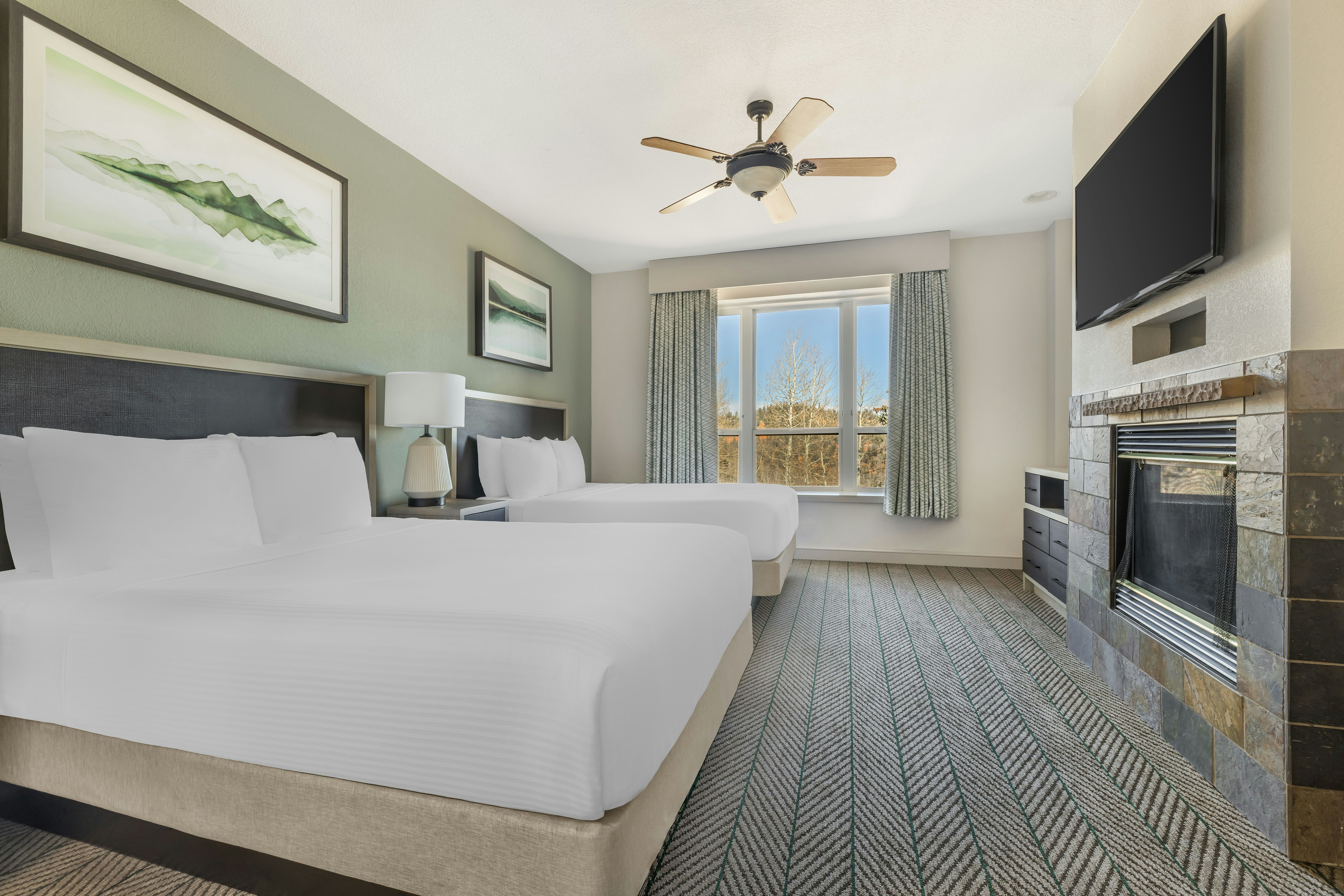 Studio, 2 Queen Beds