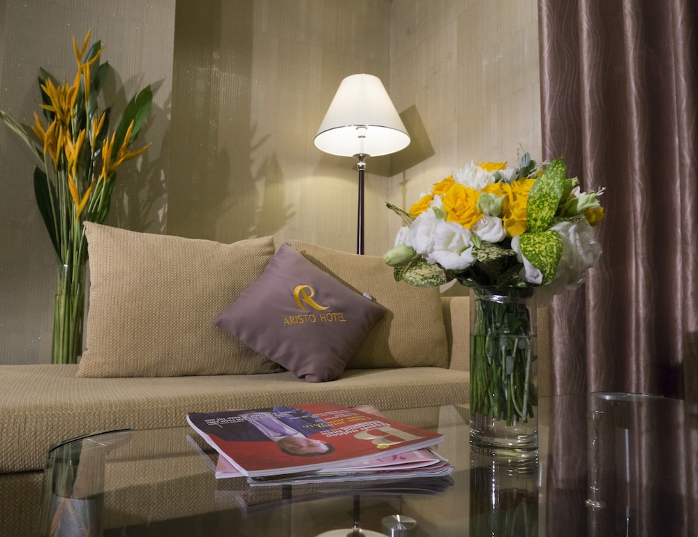 Aristo Saigon Hotel 26/50