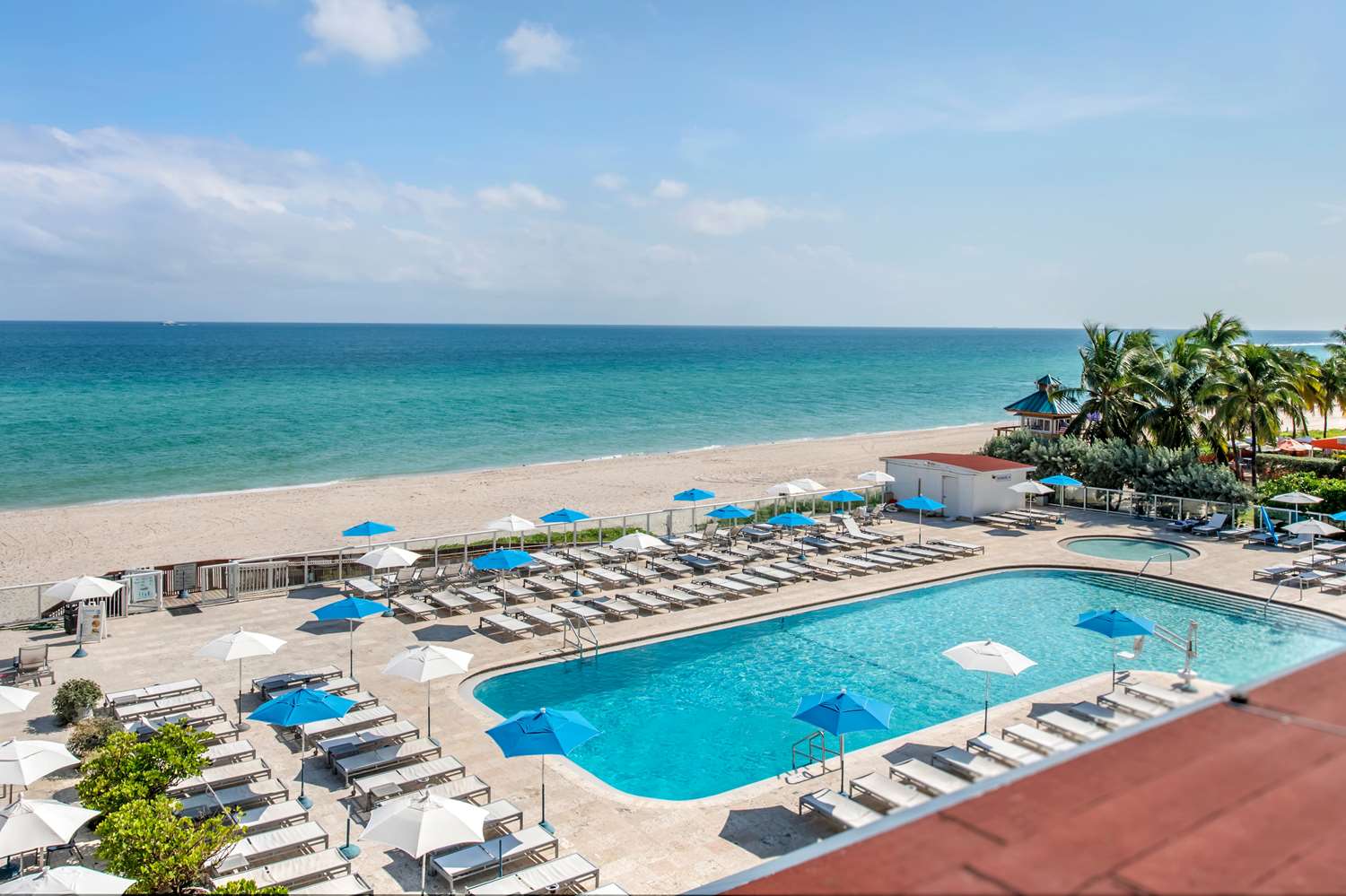 Ramada Plaza by Wyndham Marco Polo Beach Resort 57/67