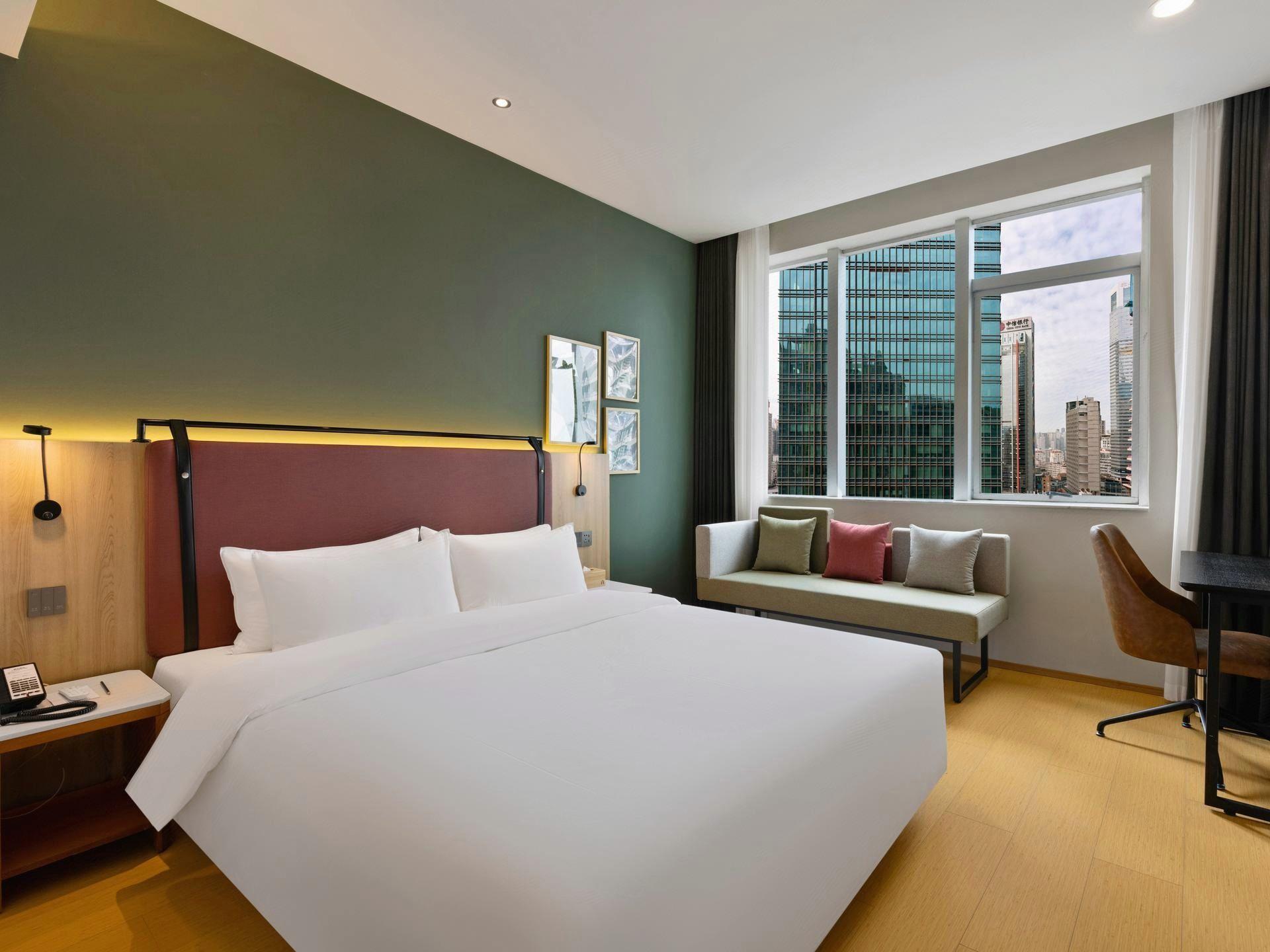 Ji Hotel (Chongqing Jiefangbei Pedestrian Street) 33/64
