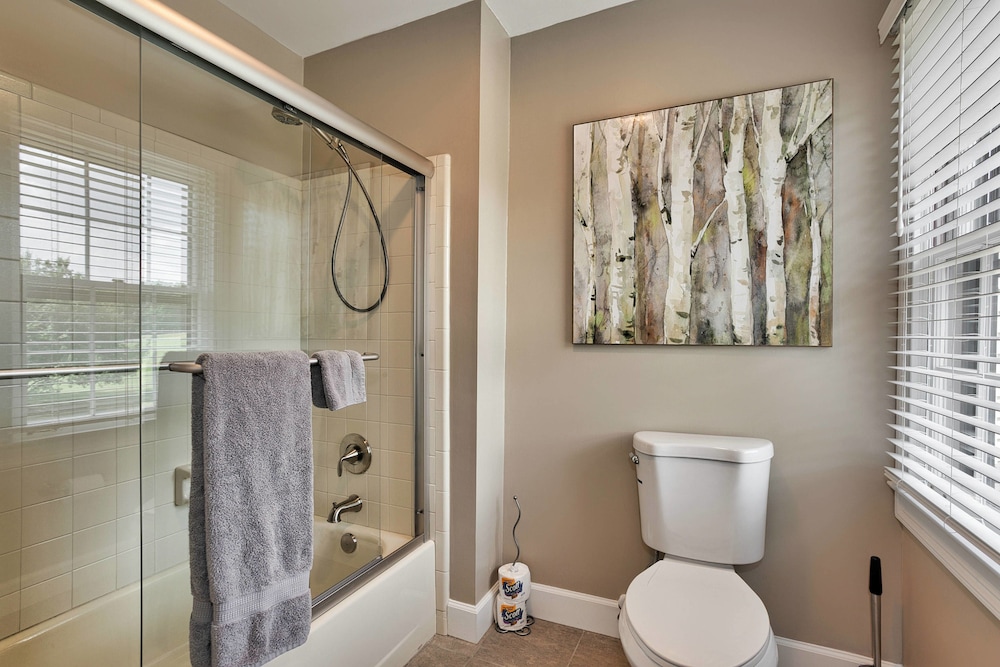 Pleasanton Courtyard Bed and Breakfast 48/49