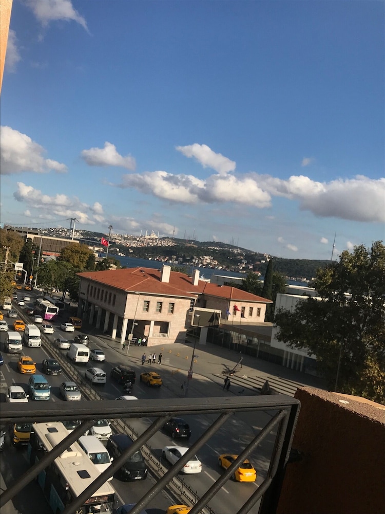 Meydan Besiktas Hotel 2/49