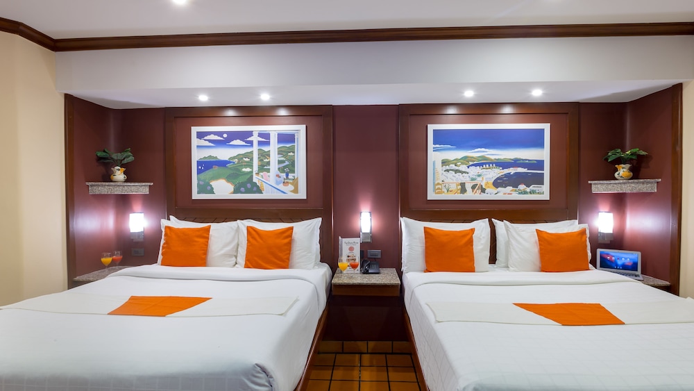 Pacific Club Resort 31/75