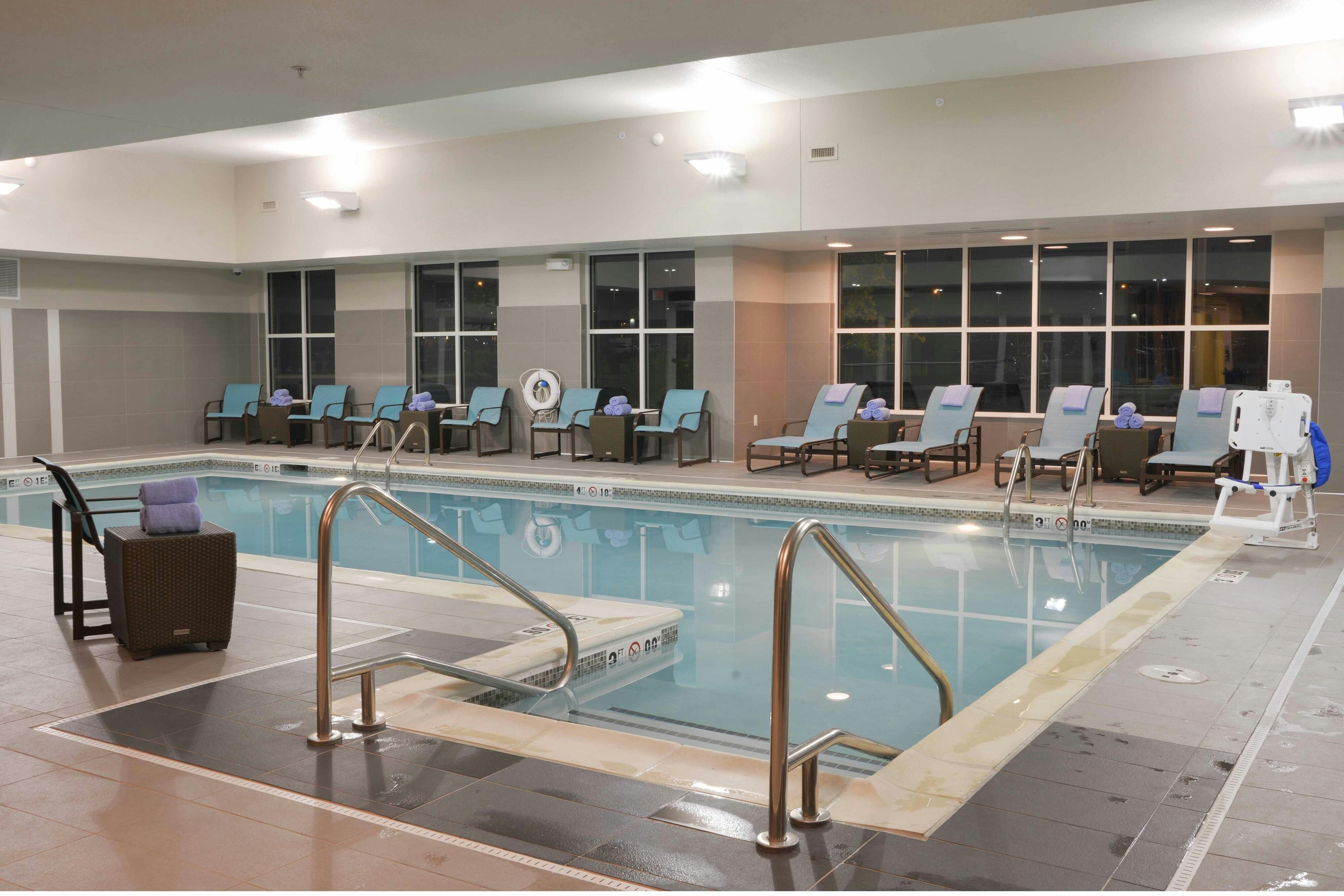RESIDENCE INN BY MARRIOTT OMAHA AKSARBEN VILLAGE 2/4