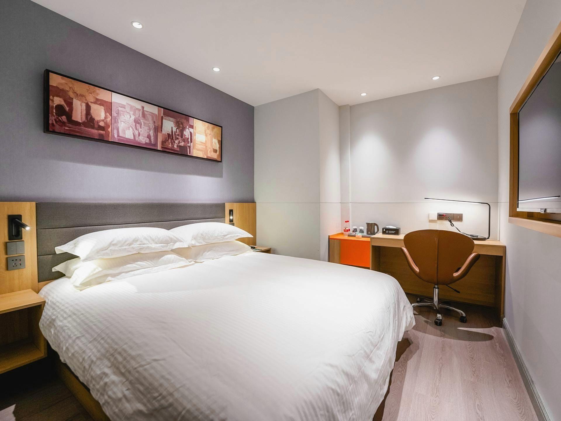 SUPERIOR, DOUBLE BED
