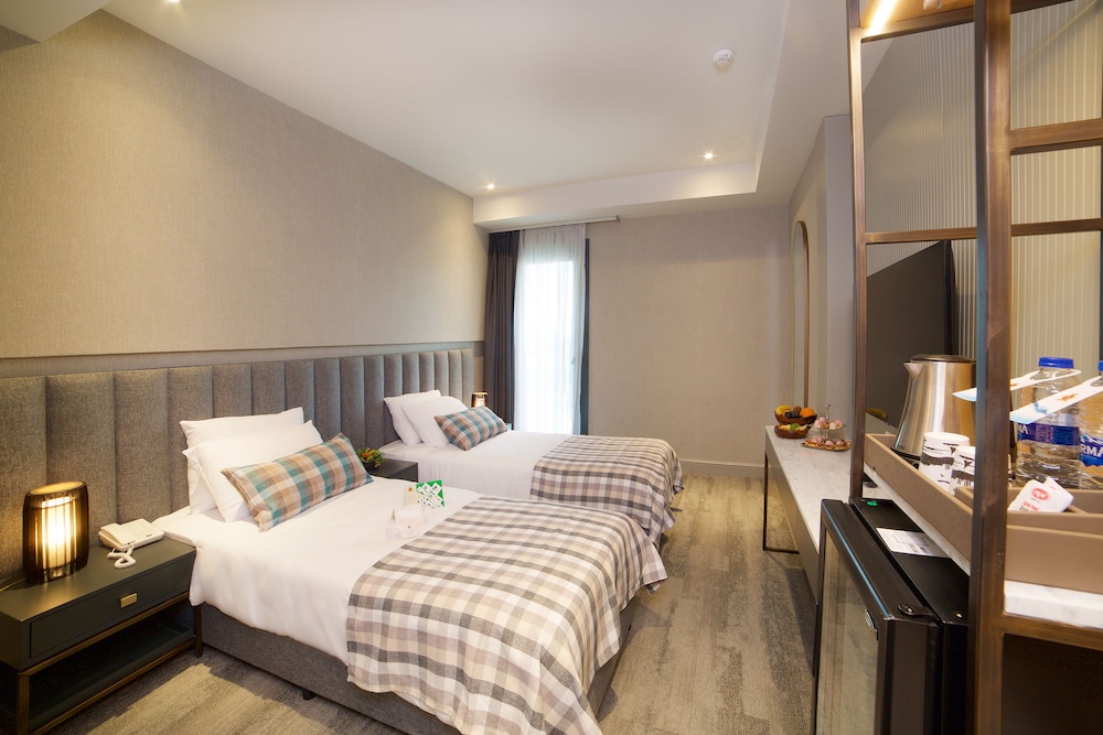 STANDARD, TWIN BEDS