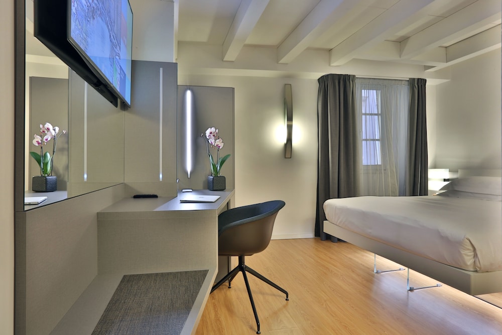 Urban Hotel Design 28/72