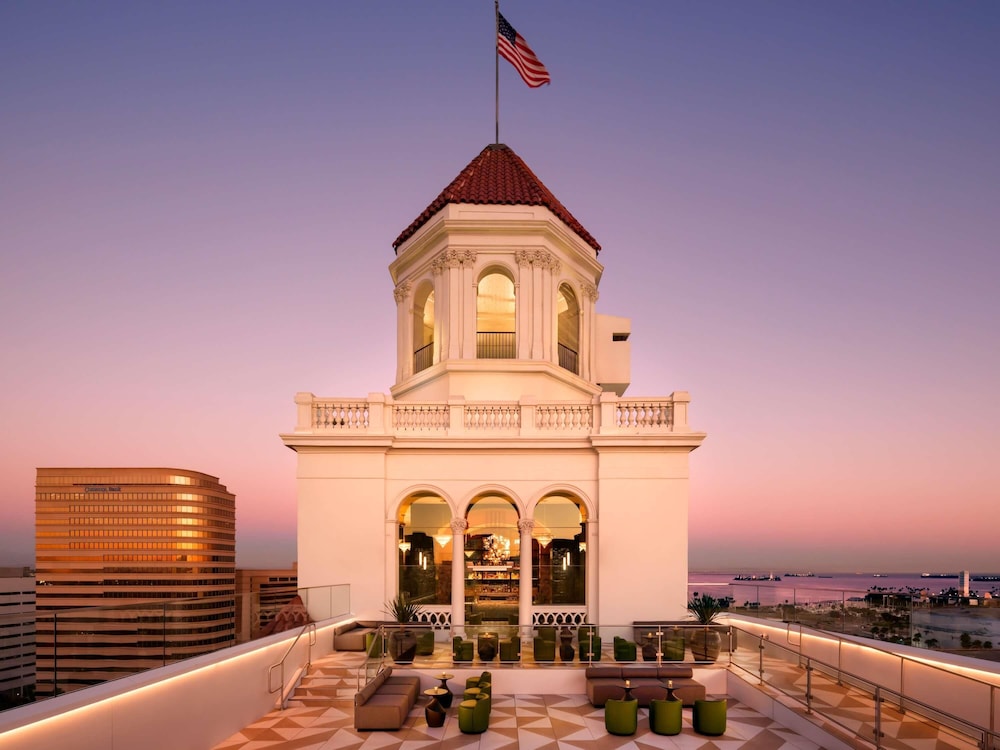 Fairmont Breakers Long Beach 3/50