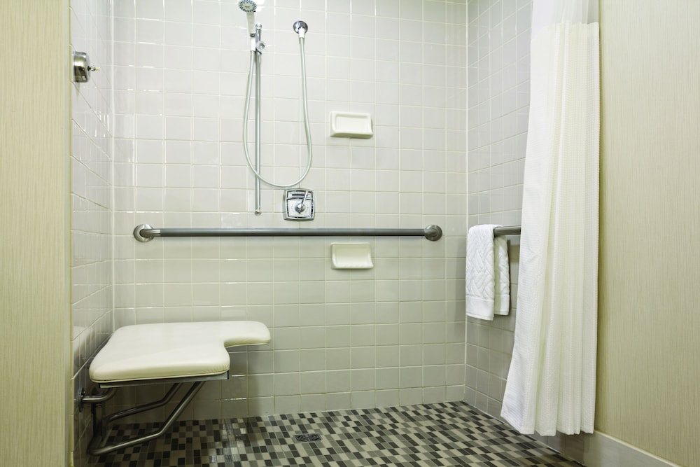 Doubletree By Hilton Boston Downtown 12/56