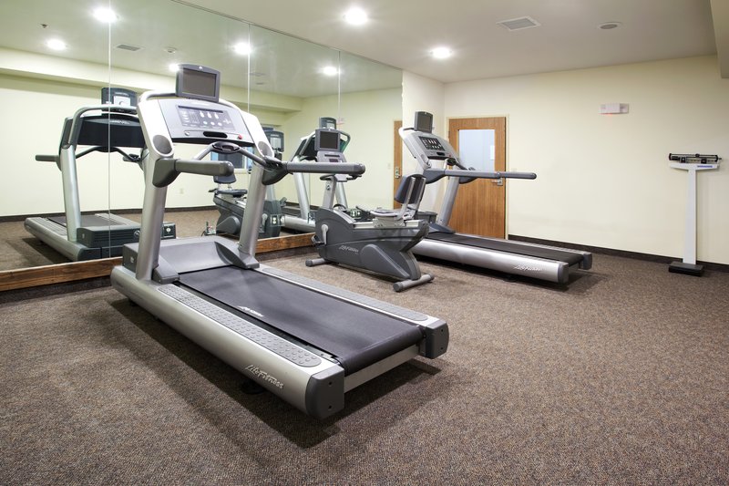 Holiday Inn Express & Suites Torrington 44/78