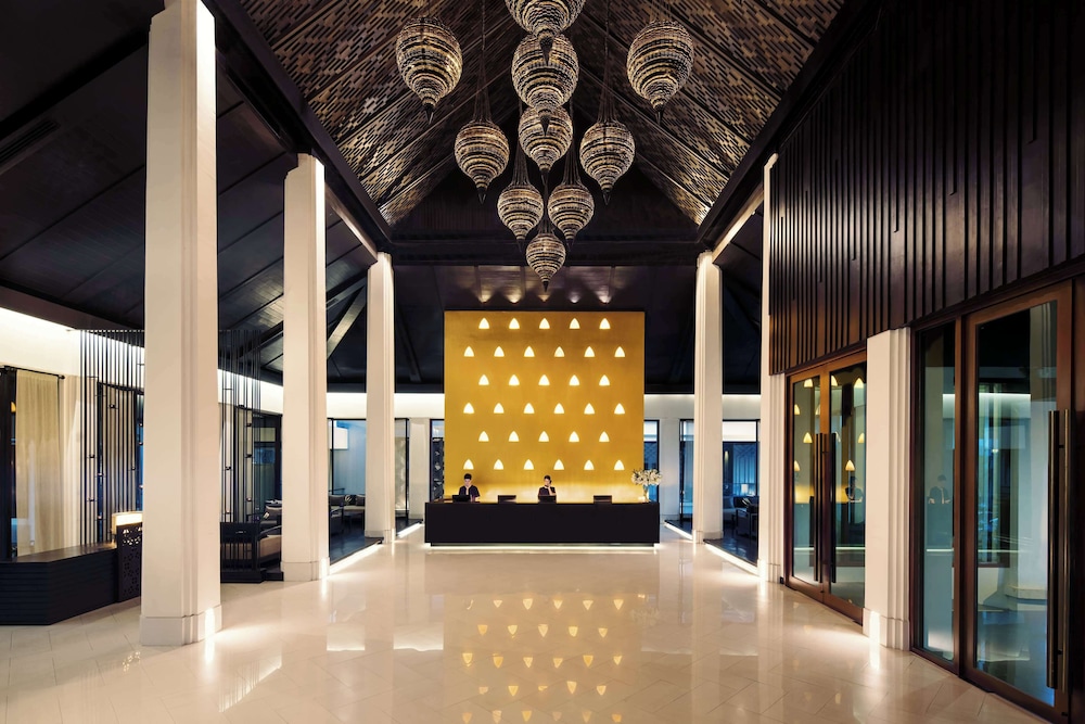 AVANI Khon Kaen Hotel and Convention Centre 10/69
