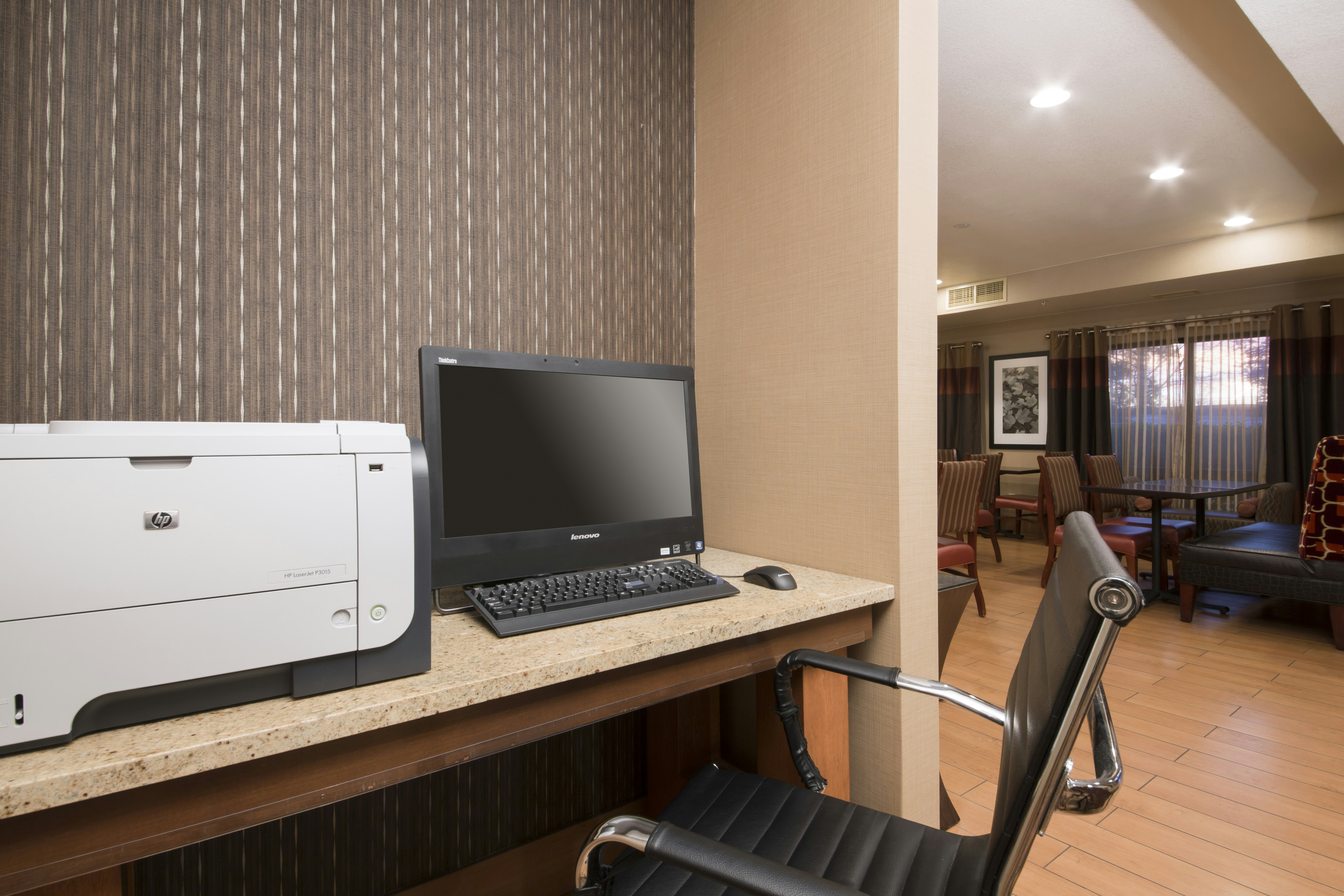 Hampton Inn Sacramento Rancho Cordova 39/43