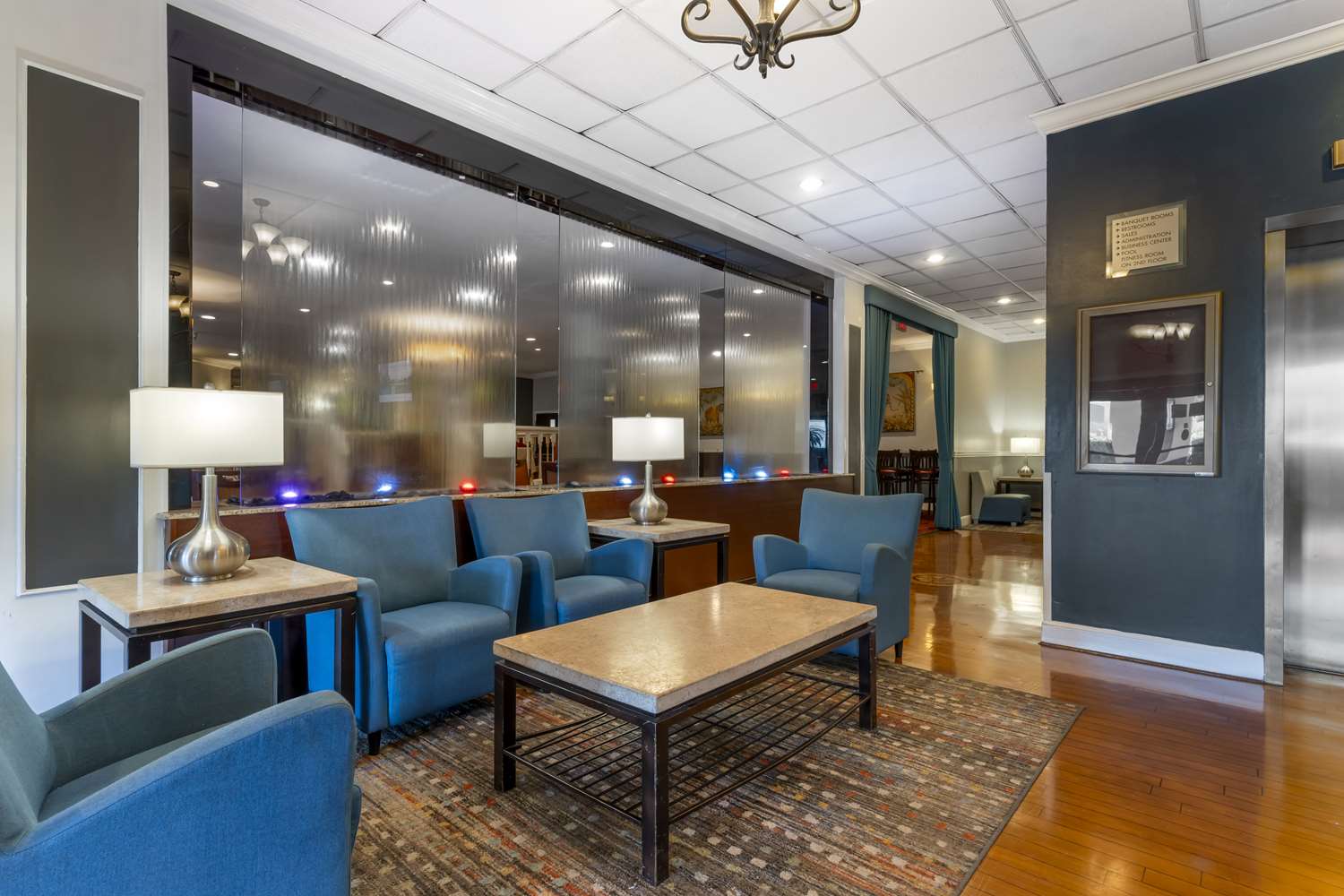 Best Western Plus Grosvenor Airport Hotel 30/48