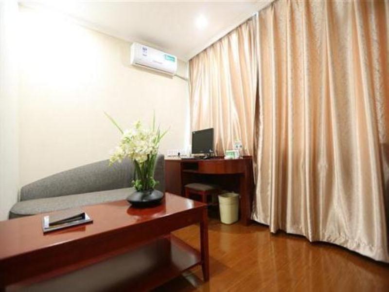 Greentree Inn Beijing Capital Airport New International Exhibition Center Express Hotel 35/40