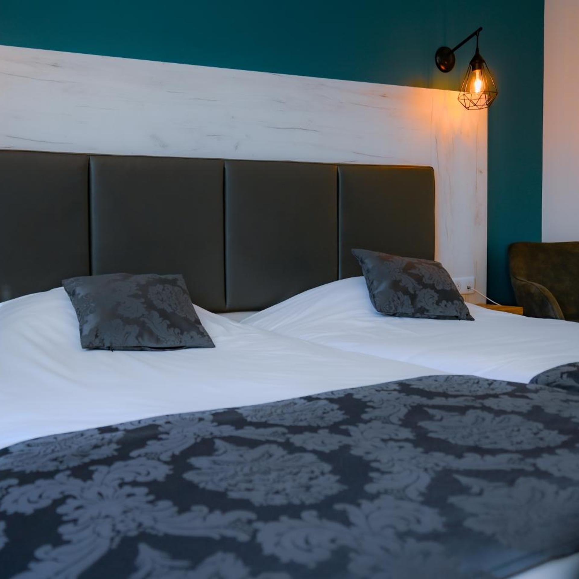 LOGIS HOTEL LE CLERMOTEL 7/21