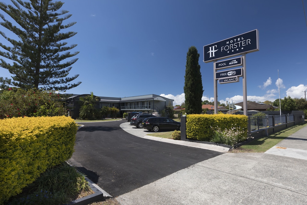 HOTEL FORSTER(FORMERLY LAKESWAY MOTOR INN) 50/65
