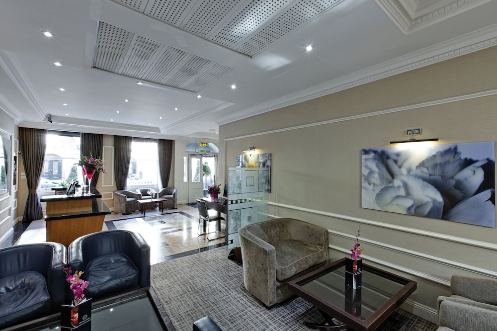 Grange Beauchamp Hotel 52/60