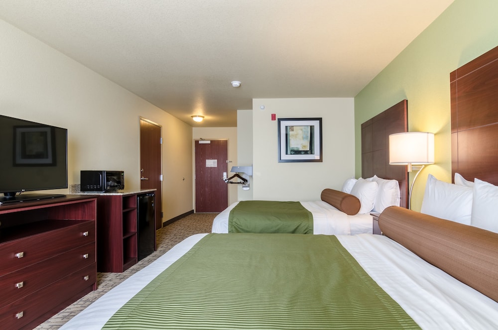 Cobblestone Hotel & Suites - Orrville 3/22