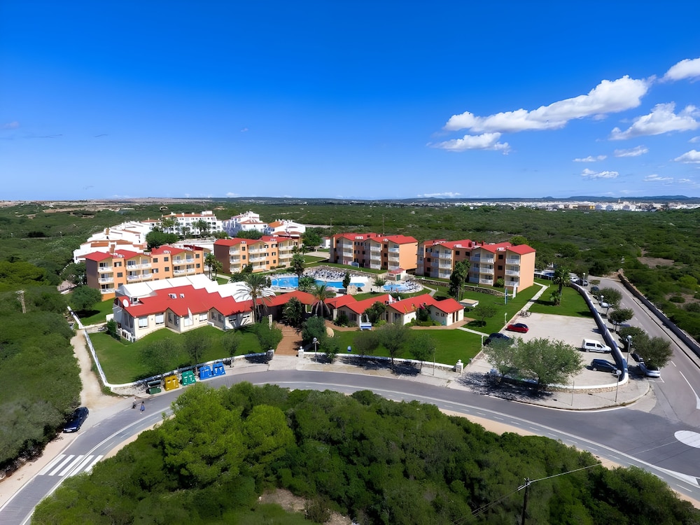 Pierre & Vacances Menorca Cala Blanes (ex Roc Cala D’en Blanes Beach Club Aparthotel) 54/69