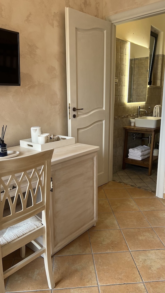Hotel Borgo Di Santa Barbara 6/50