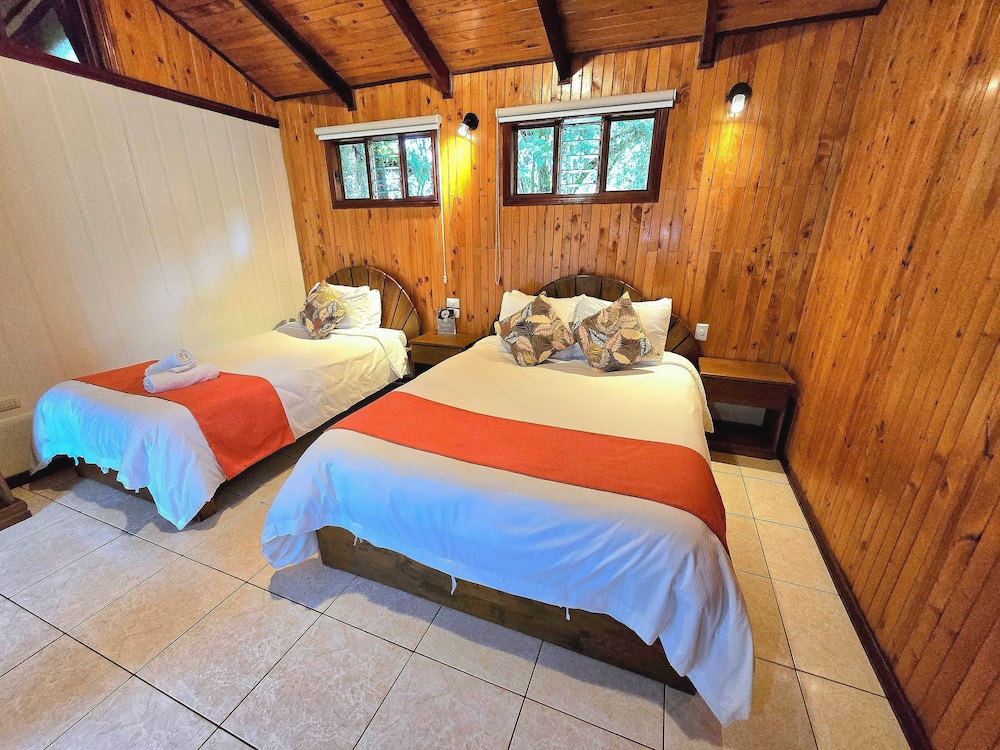 Hotel De Montana Suria 8/50