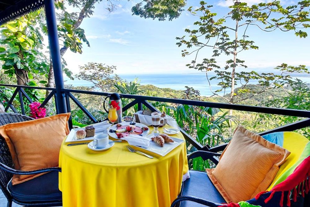 Villa Caletas Hotel 30/41