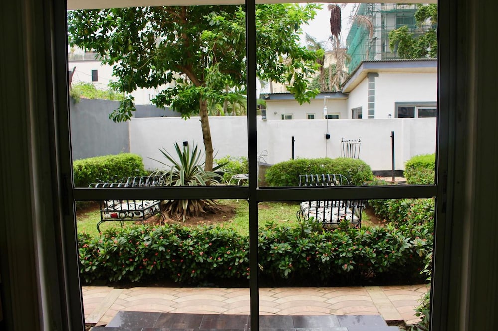 The Residence Apartments 22/27