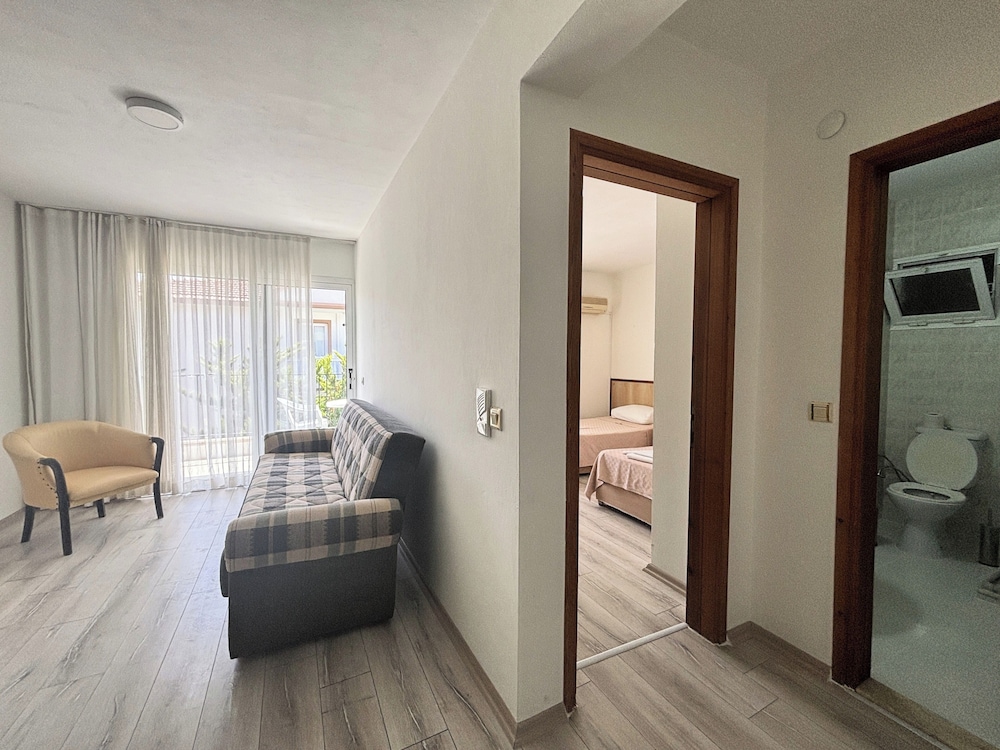 Fora Apart Otel 49/50