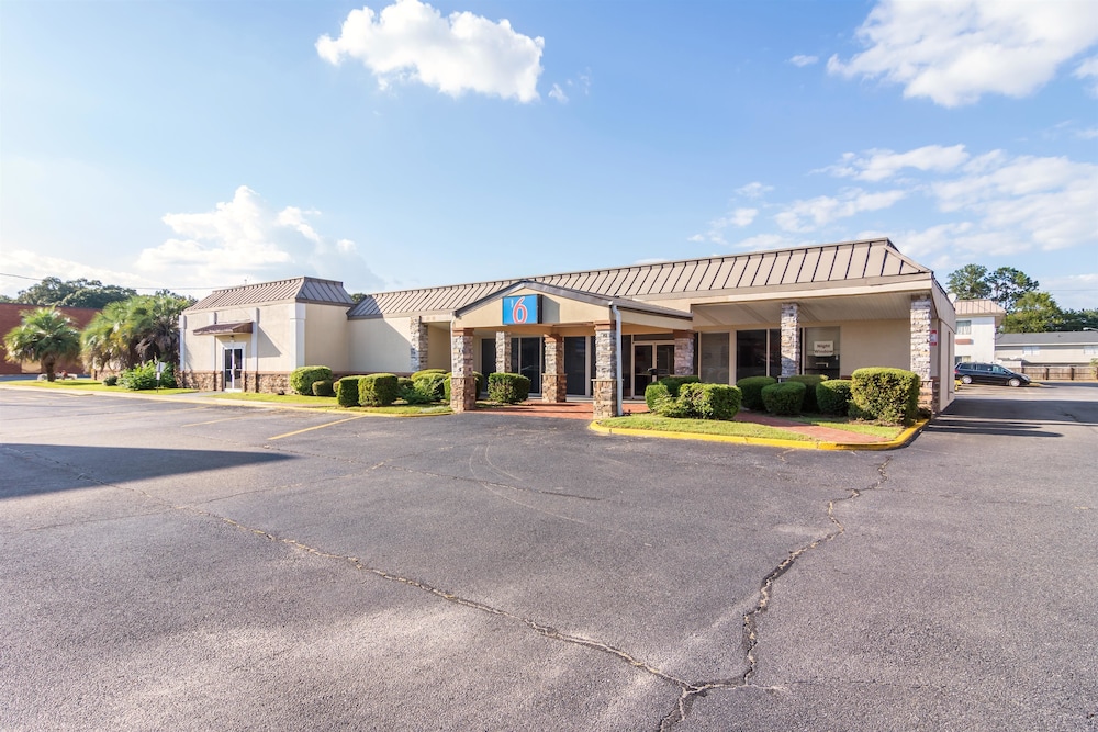 Motel6 Warner Robins, GA 27/31