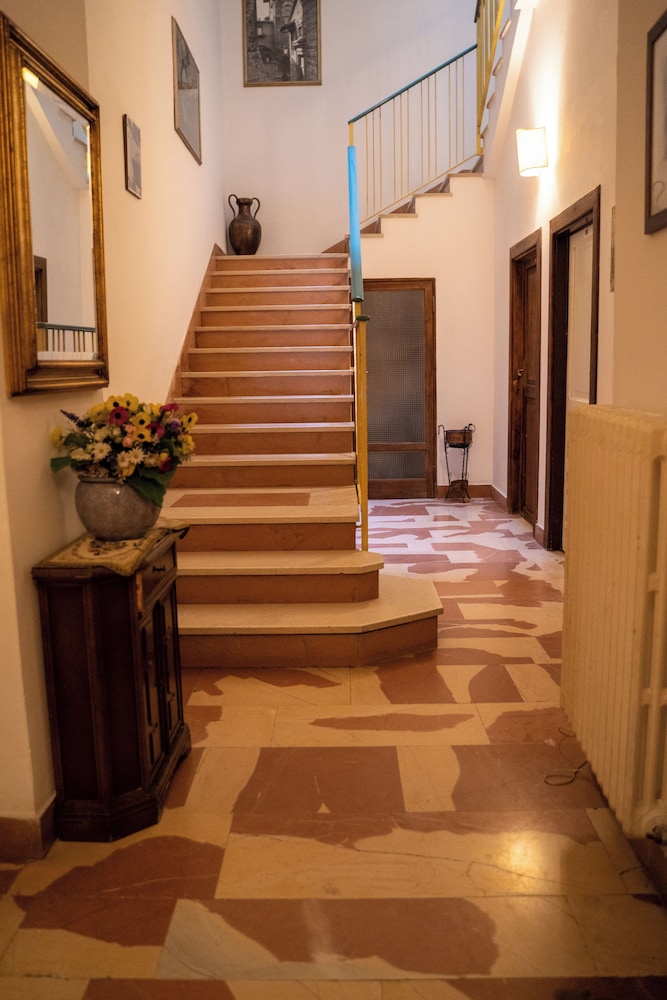 Hotel Belvedere 4/50