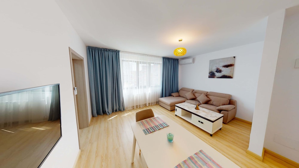 Le Blanc Aparthotel 53/68