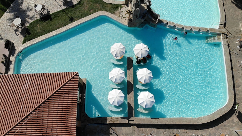THERMAS HOTEL AND RESORT 25/50