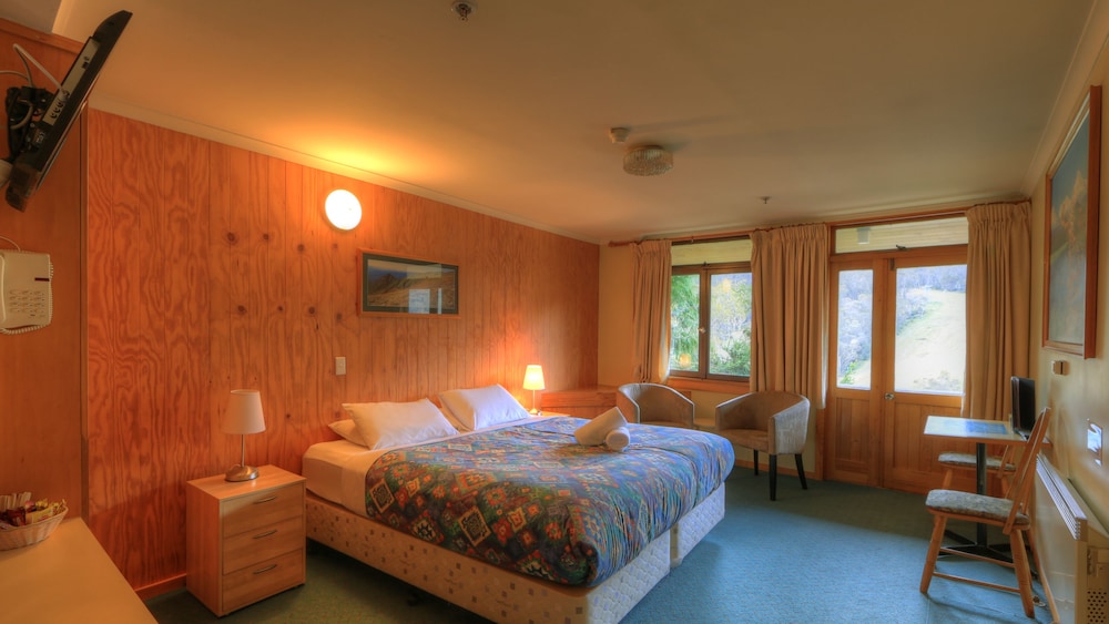 CANDLELIGHT LODGE 7/59