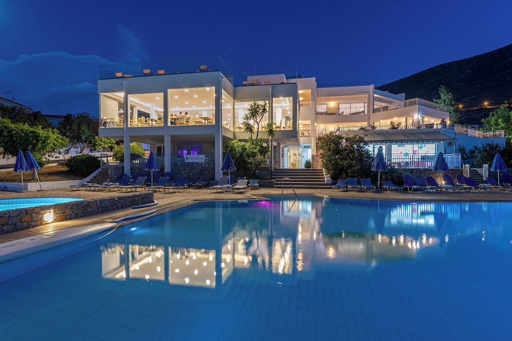 Sunshine Village Hotel in HERSONISSOS
