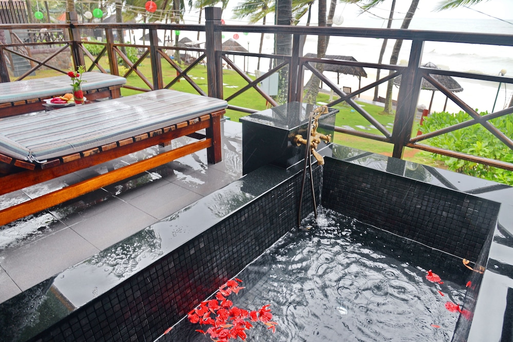 Saigon Phu Quoc Resort Spa 25/50