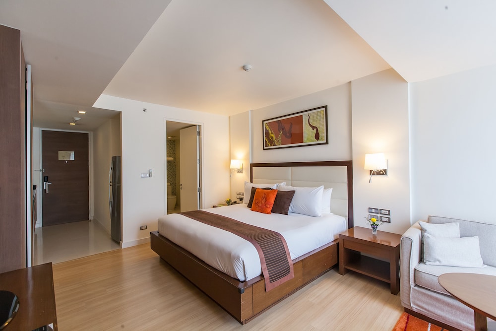 Oakwood Residence Sukhumvit 24 Bangkok 6/26