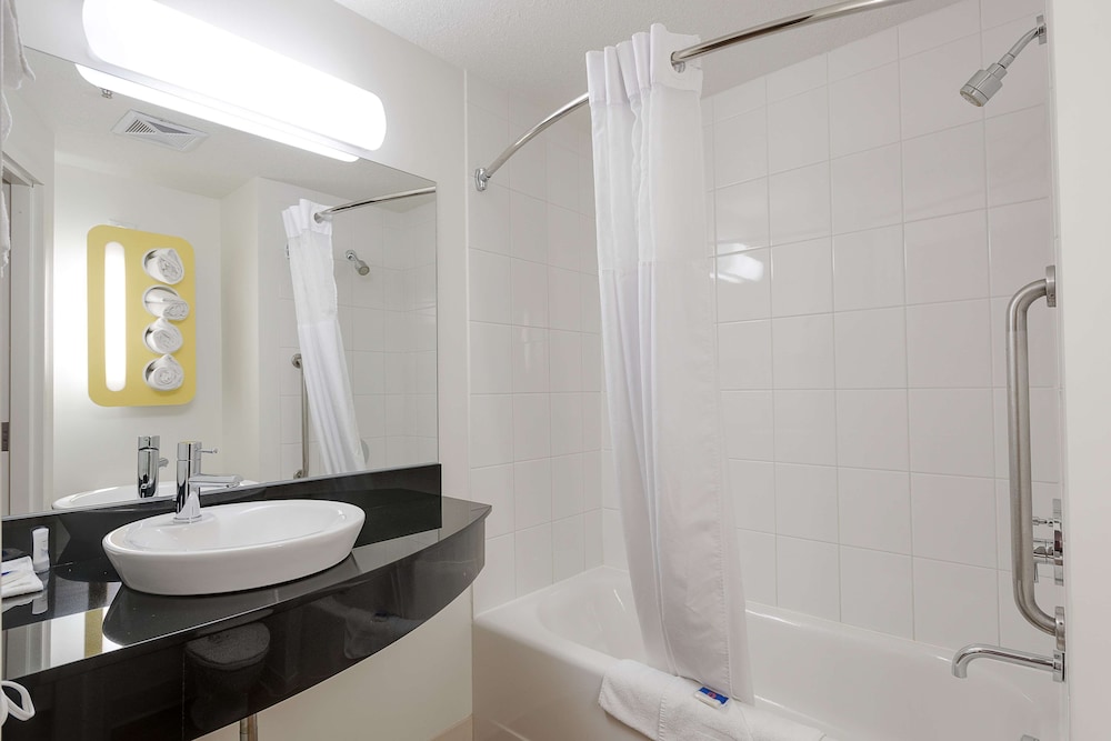 Motel6 Brandon, MB 43/46