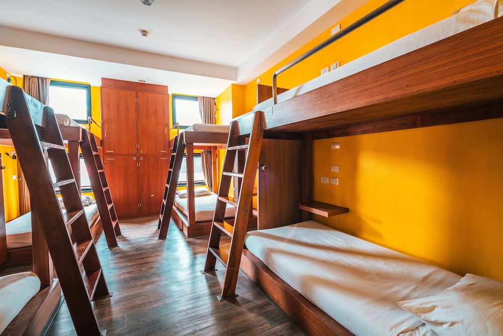 Behind the Scene Hotel Club At Samui 41/62