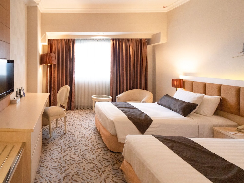 Verwood Hotel & Service Residence 10/50