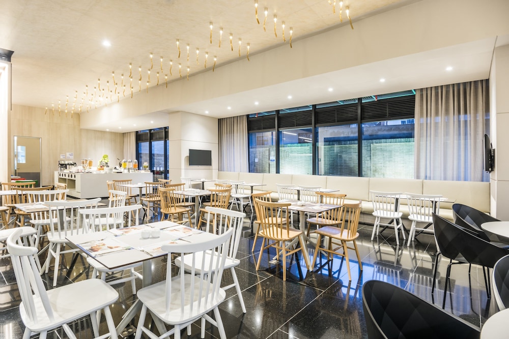Holiday Inn Express Suites Bogota Dc Ex Zona Financiera 48/53