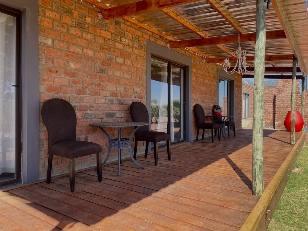 Eden Self Catering Chalets 33/50