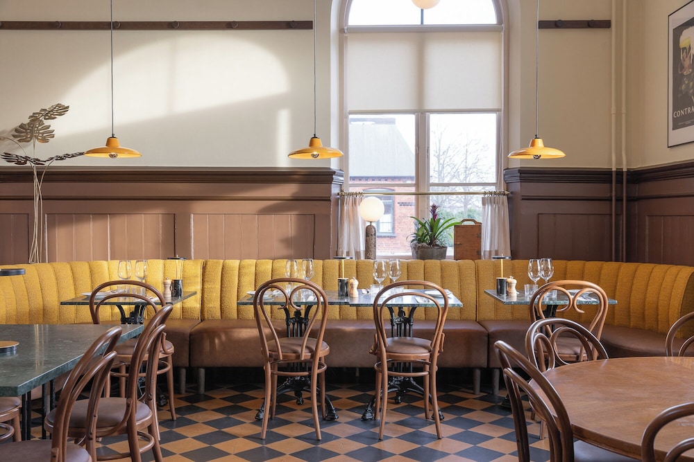 Stationen Bed Breakfast 38/50