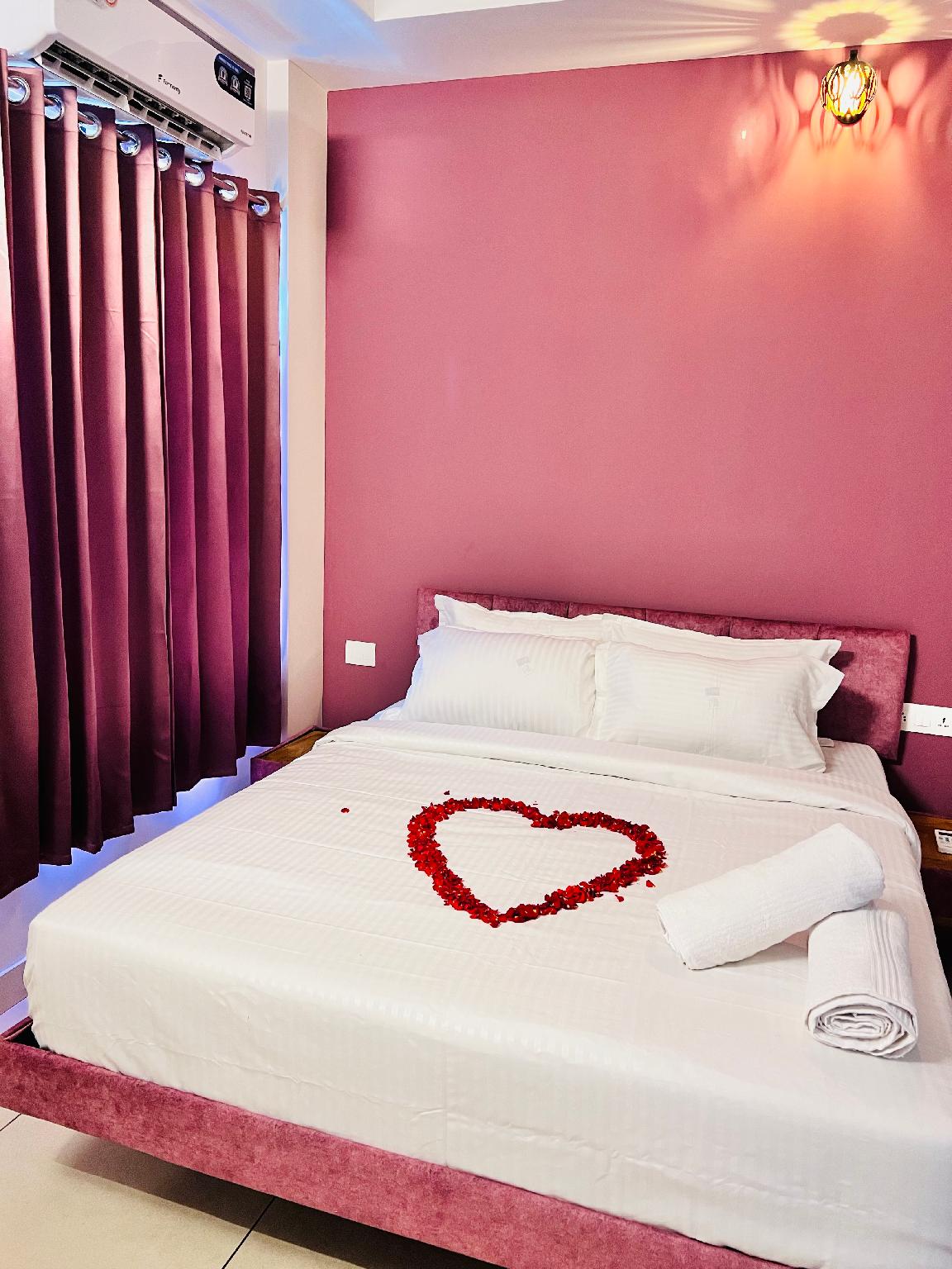 Simqo By Nexa Hotels 8/16
