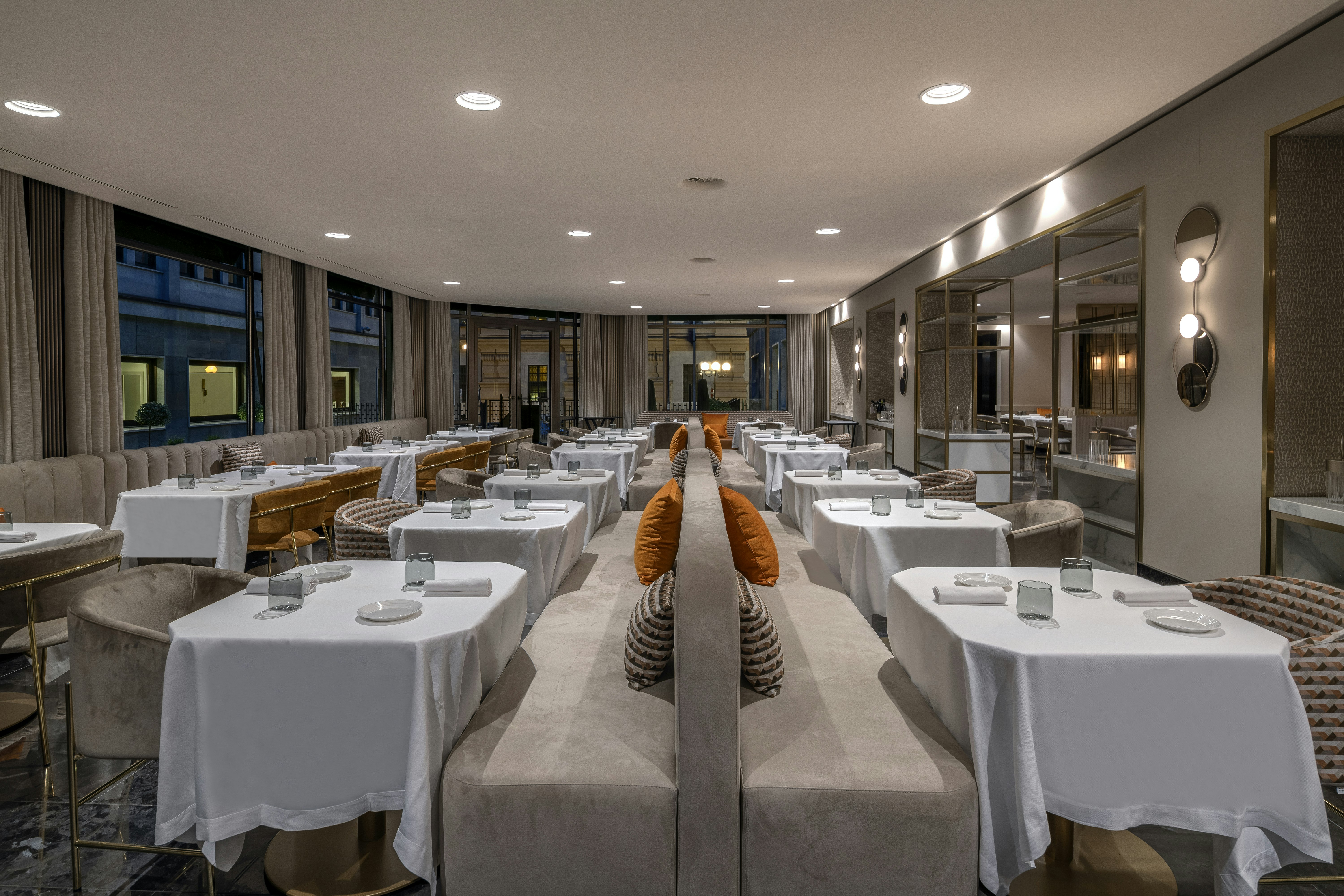 Hilton Turin Centre 54/62