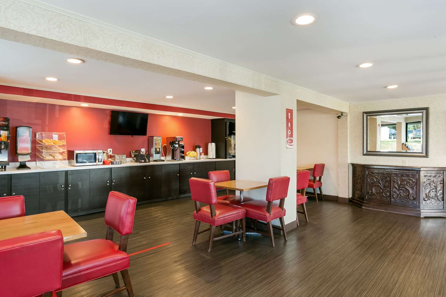 Econo Lodge Frederick I-70 18/19
