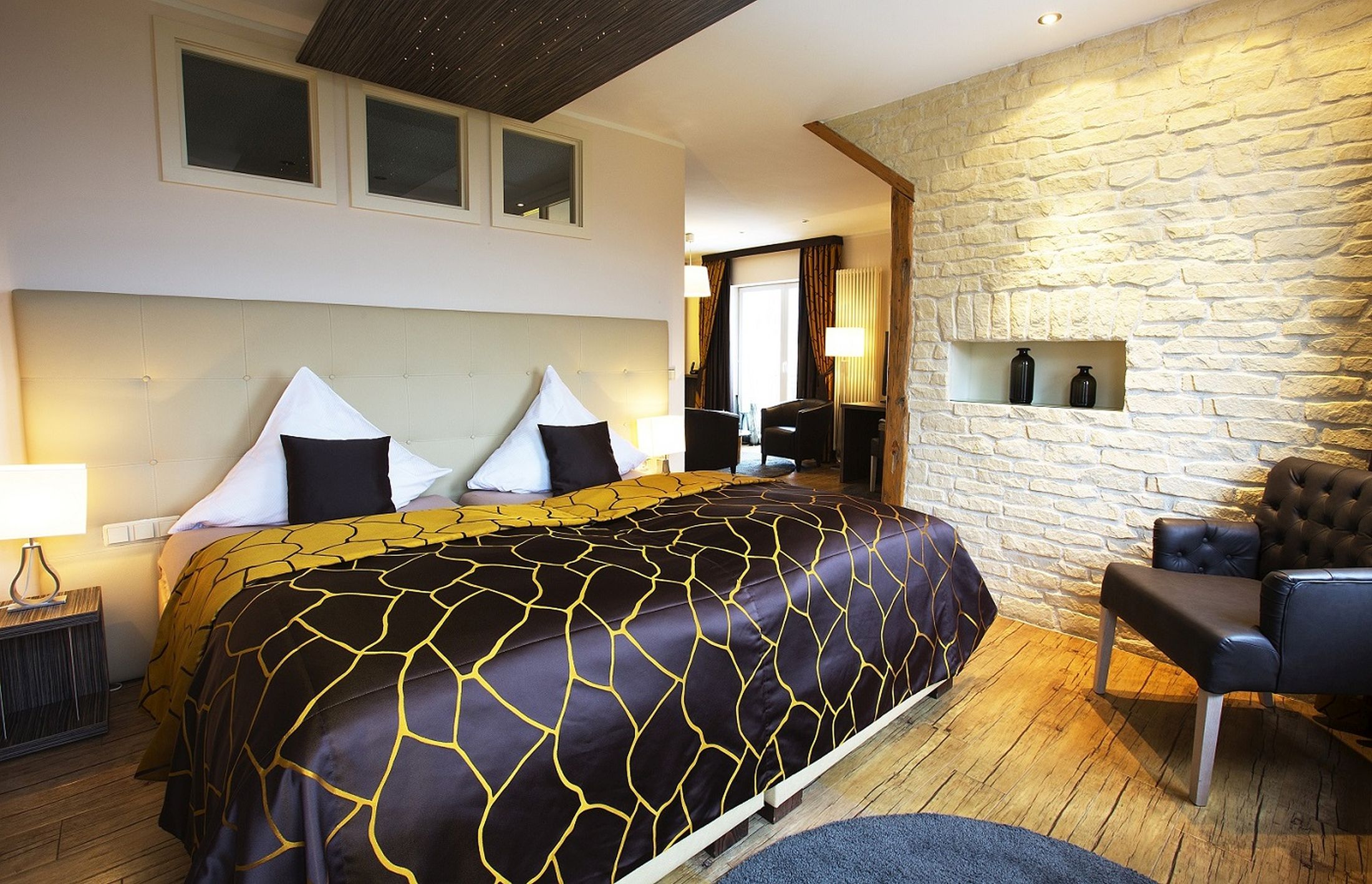 Suite, Queen Bed