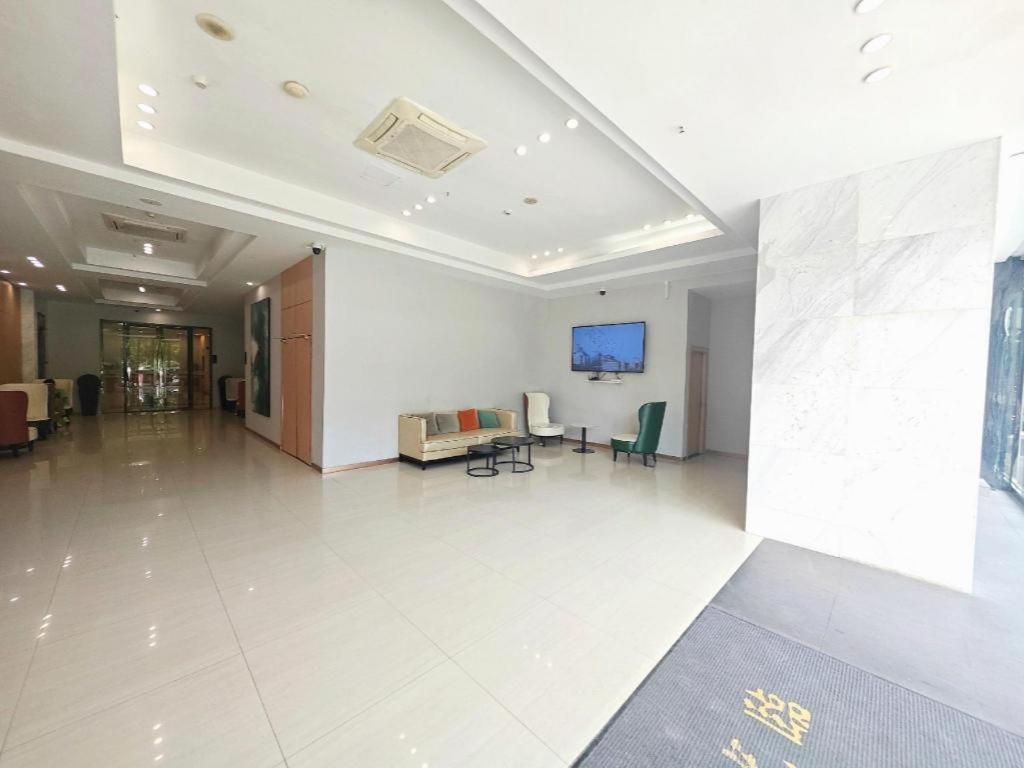 City Comfort Inn Wuhan Sanjiaohu Metro Station 20/50