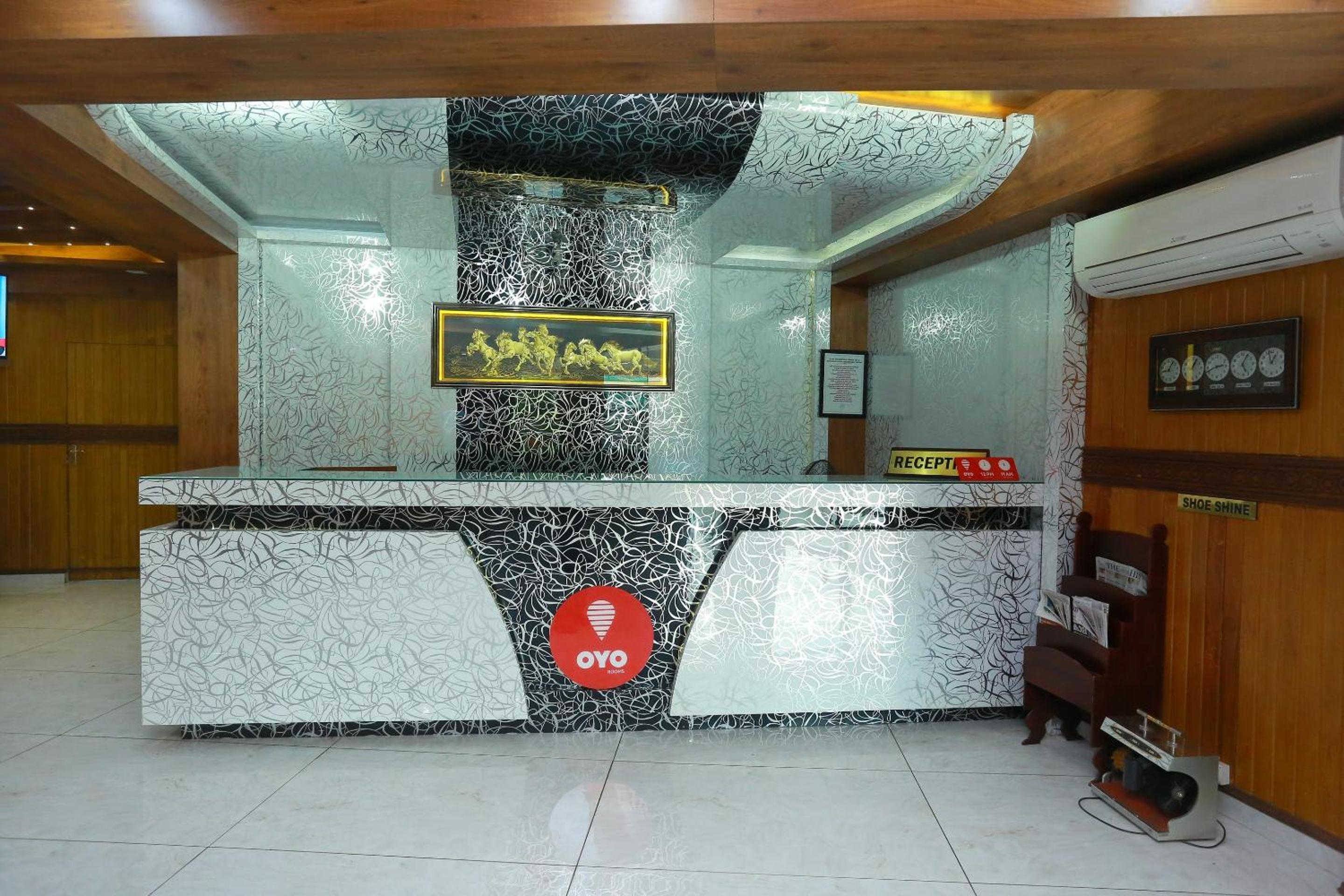Capital O 14702 Kovilakam Residency 2/30